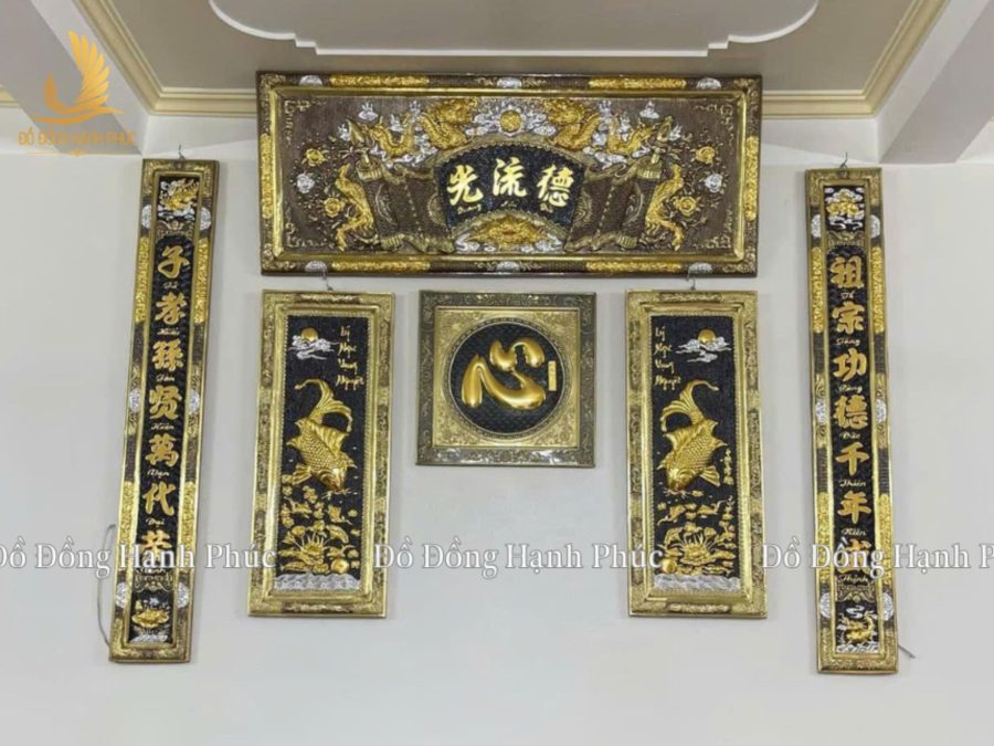 Hoành phi câu đối nền đen