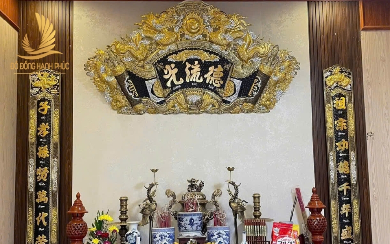 Khoảng cách giữa cuốn thư và bàn thờ chuẩn Khoảng cách giữa cuốn thư và bàn thờ chuẩn