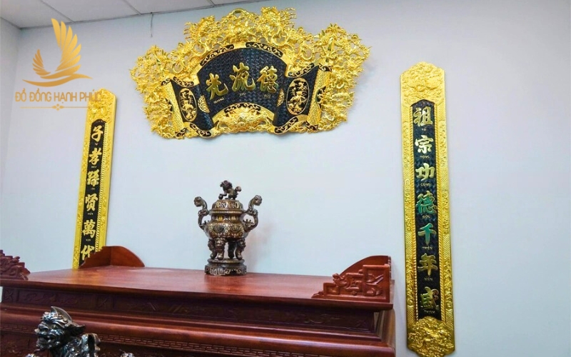 Nguyên tắc chọn hướng treo cuốn thư câu đối chuẩn