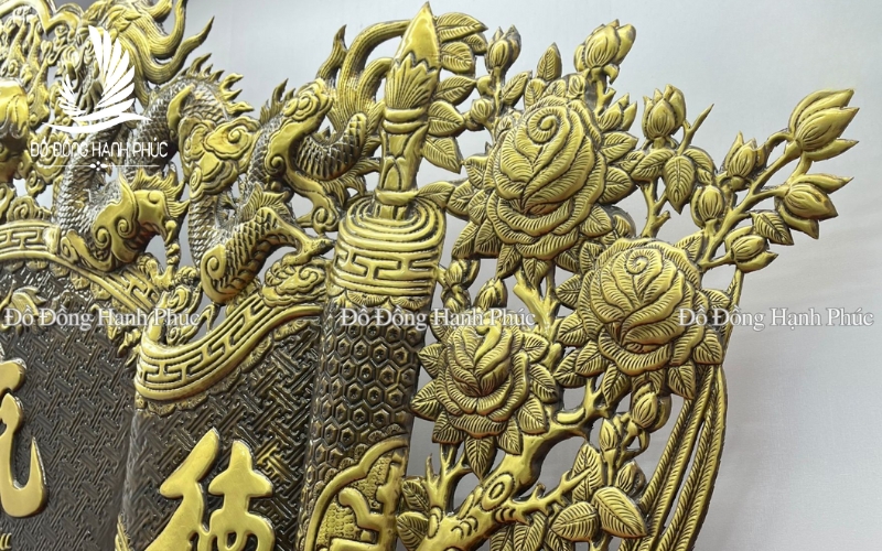 Phân biệt hàng đục tay thủ công và hàng đục máy