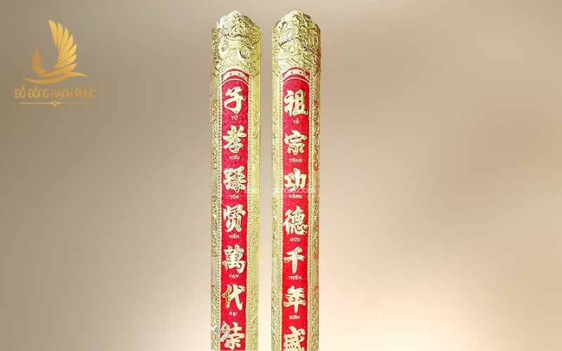 Bộ câu đối máng ôm cột