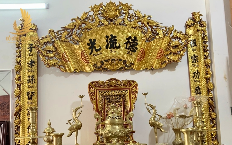 Bộ cuốn thư sơn son thếp vàng truyền thống