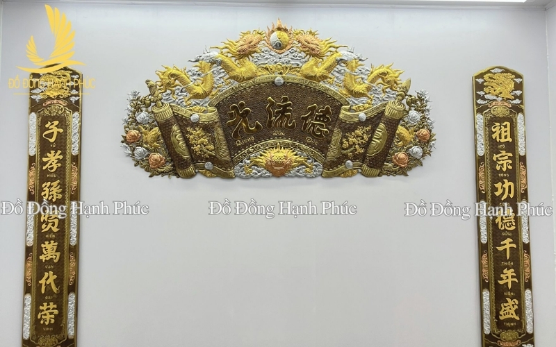 Cuốn thư câu đối Đức Lưu Quang