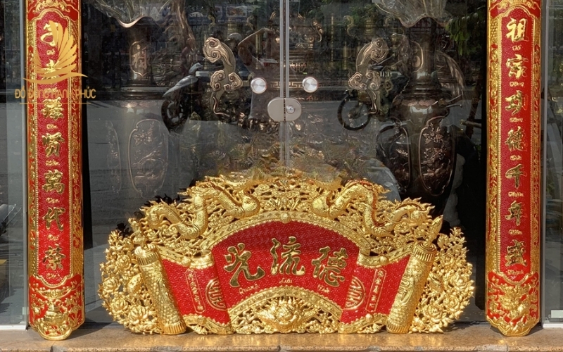 Cuốn thư câu đối dát vàng 24K sang trọng